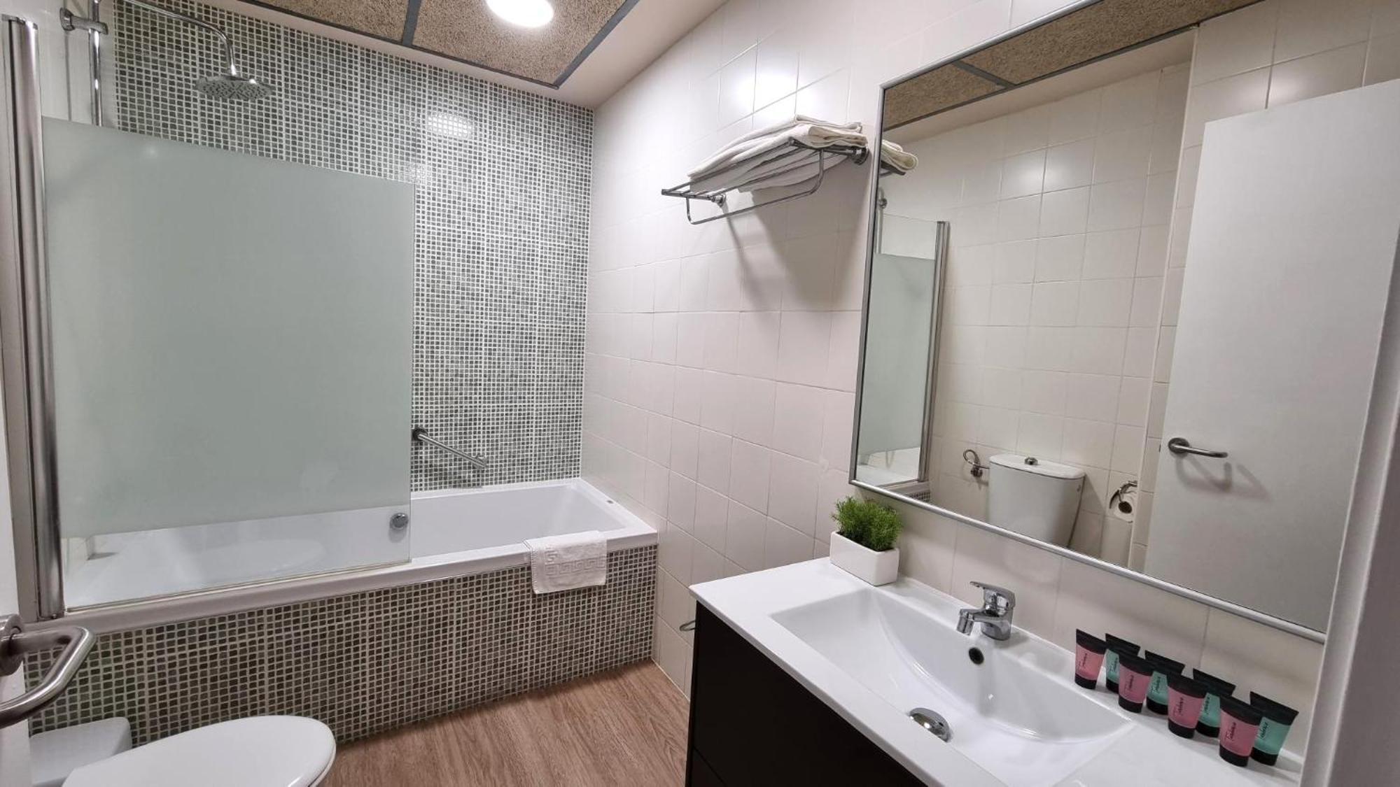Residencia Universitaria Resa Damia Bonet 발렌시아 외부 사진