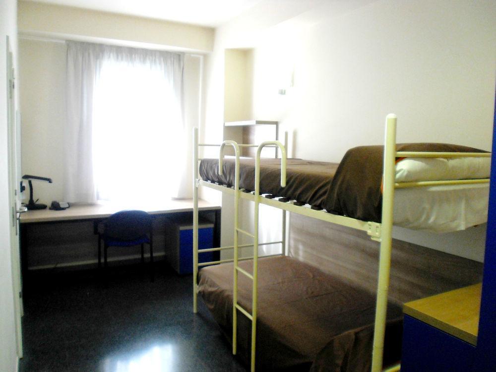 Residencia Universitaria Resa Damia Bonet 발렌시아 외부 사진