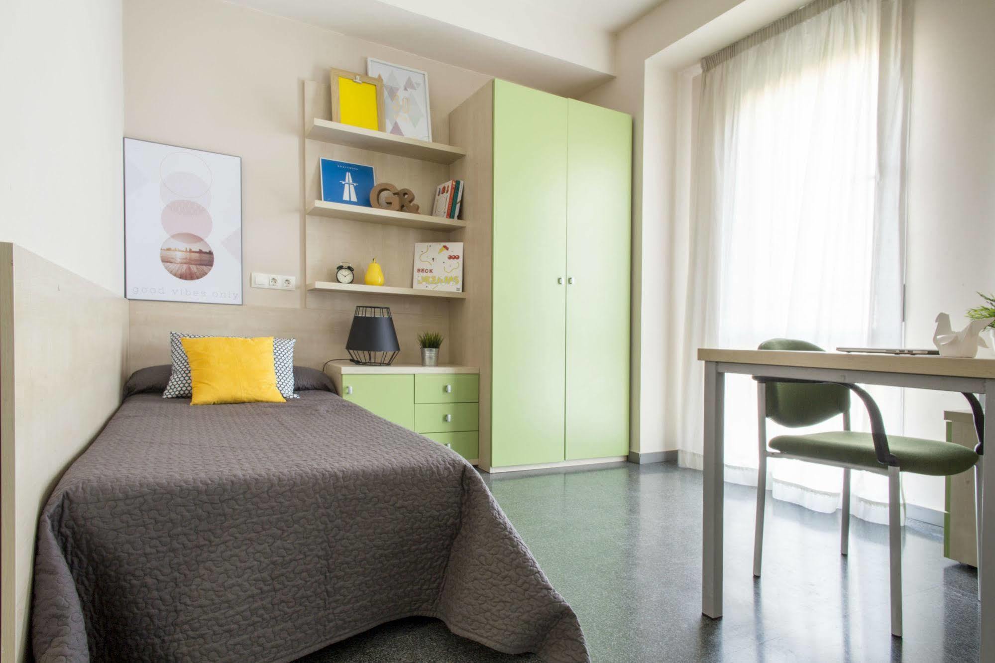 Residencia Universitaria Resa Damia Bonet 발렌시아 외부 사진