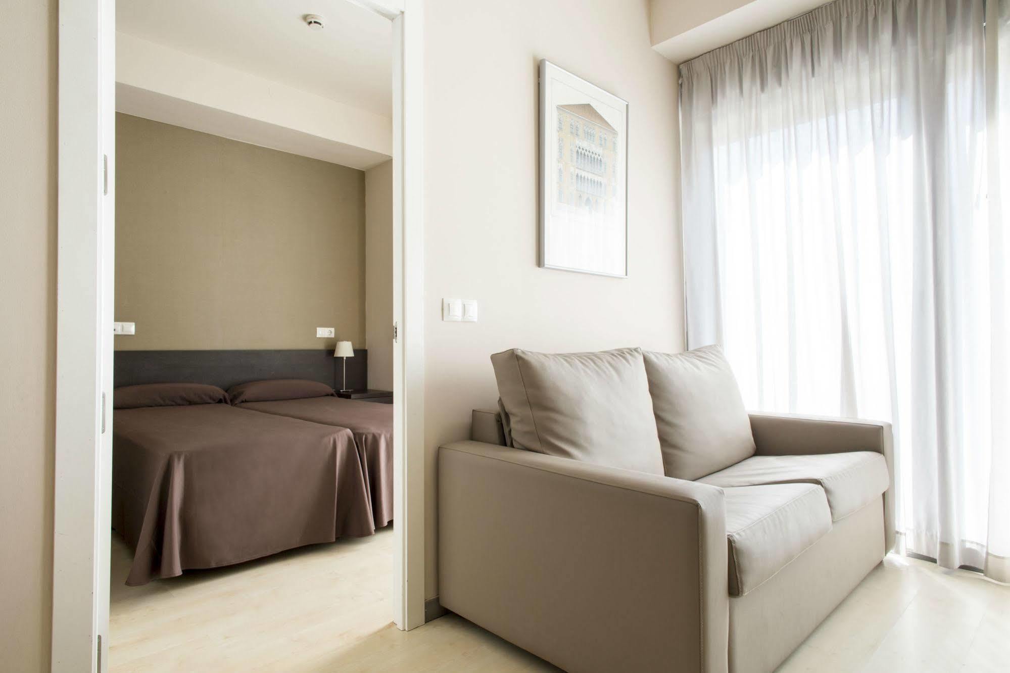 Residencia Universitaria Resa Damia Bonet 발렌시아 외부 사진