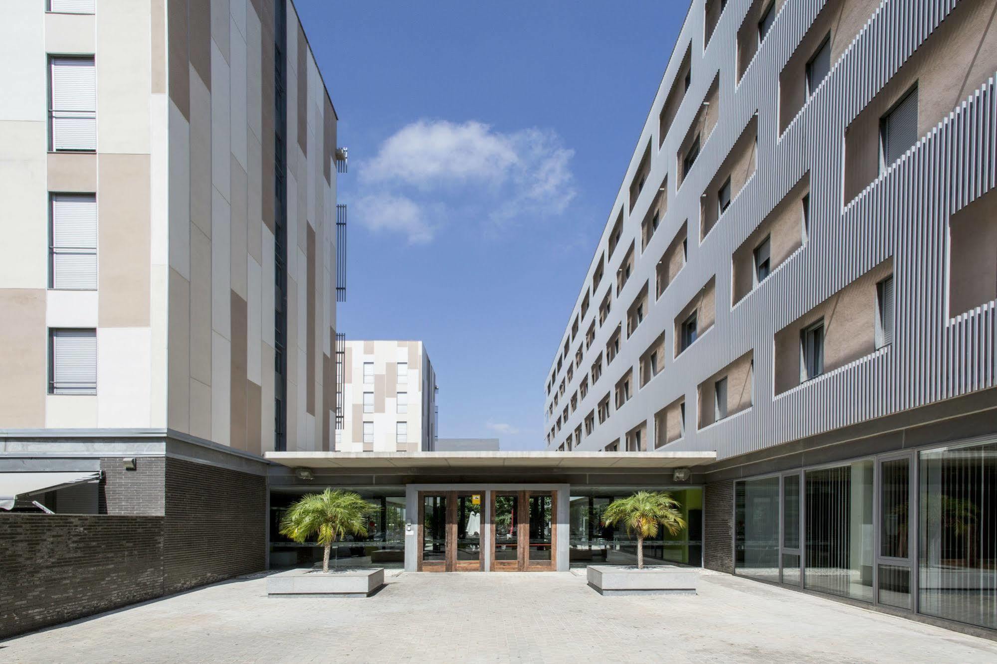 Residencia Universitaria Resa Damia Bonet 발렌시아 외부 사진