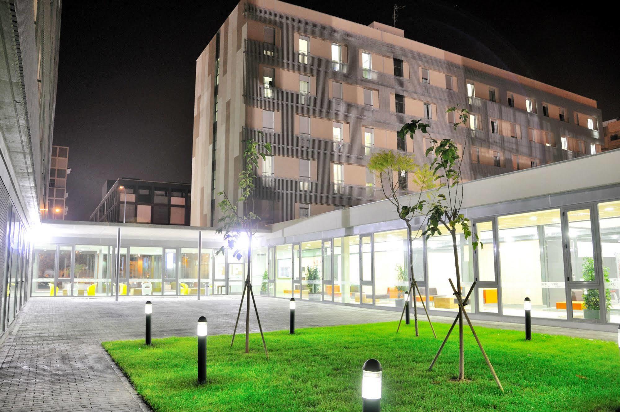 Residencia Universitaria Resa Damia Bonet 발렌시아 외부 사진